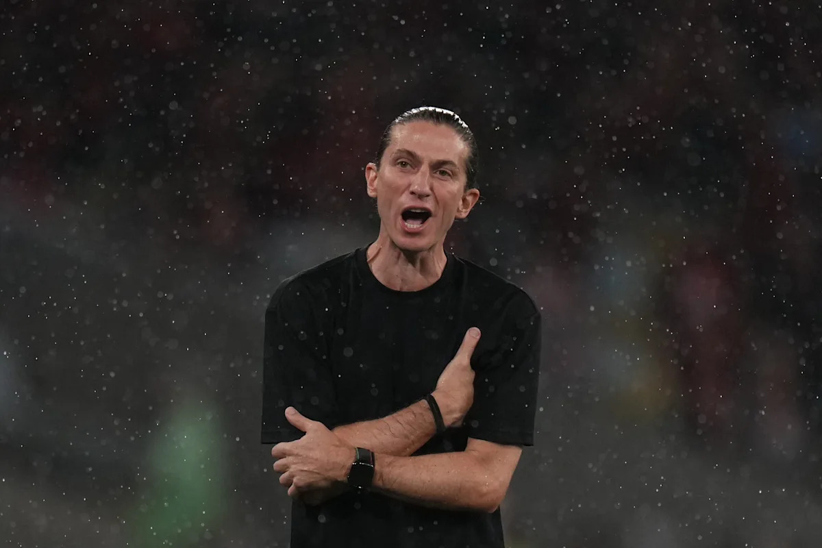 Jardim Leads First Flamengo Training Ahead of Official Presentation